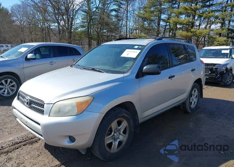 2006 Toyota Rav4 z USA, uszkodzony, nr VIN JTMBD33V565033528